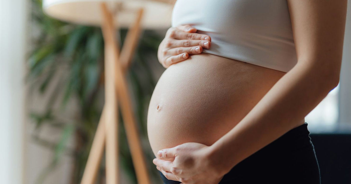 O femeie din Austria și-a făcut o operație de abdominoplastie fără să știe că este însărcinată.