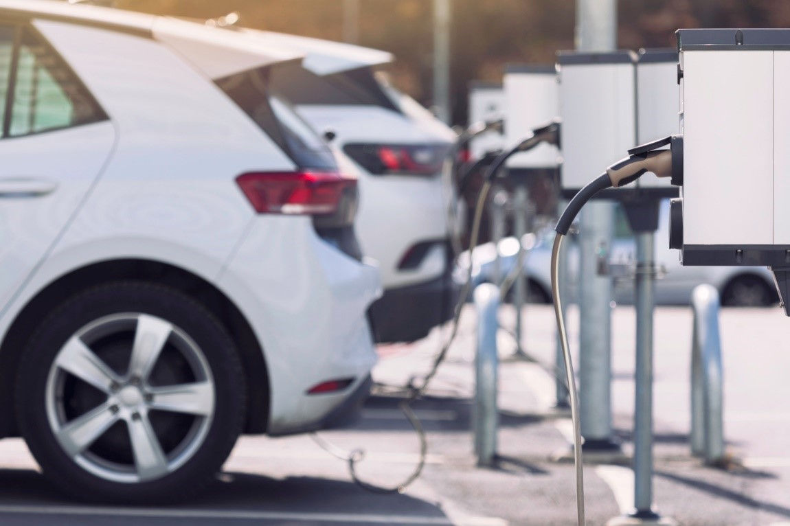 Vânzările de automobile electrice în Europa bat recorduri.