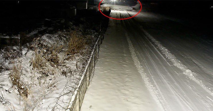 Момент крушения самолета в Алма-Ате попал на видео.