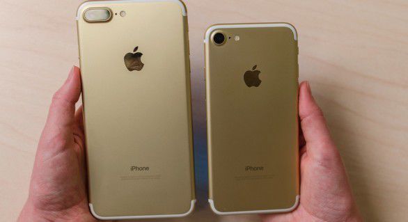 Apple îşi dezvoltă iPhone-urile şi alte produse la sediul din Cupertino, California.