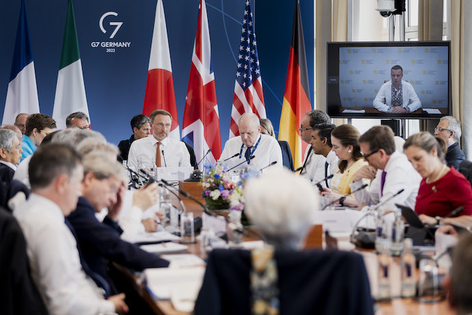 На встрече G7 планируют согласовать 18,4 миллиарда долларов для Украины.
