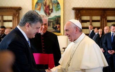 Порошенко встретился с Папой Римским Франциском.