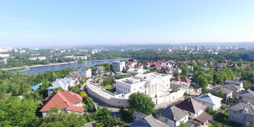 Дом, приписываемый Владимиру Плахотнюку.