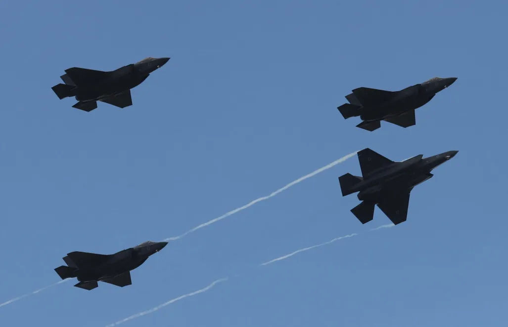 Primele avioane F-35 achiziționate de la SUA au ajuns în Polonia.