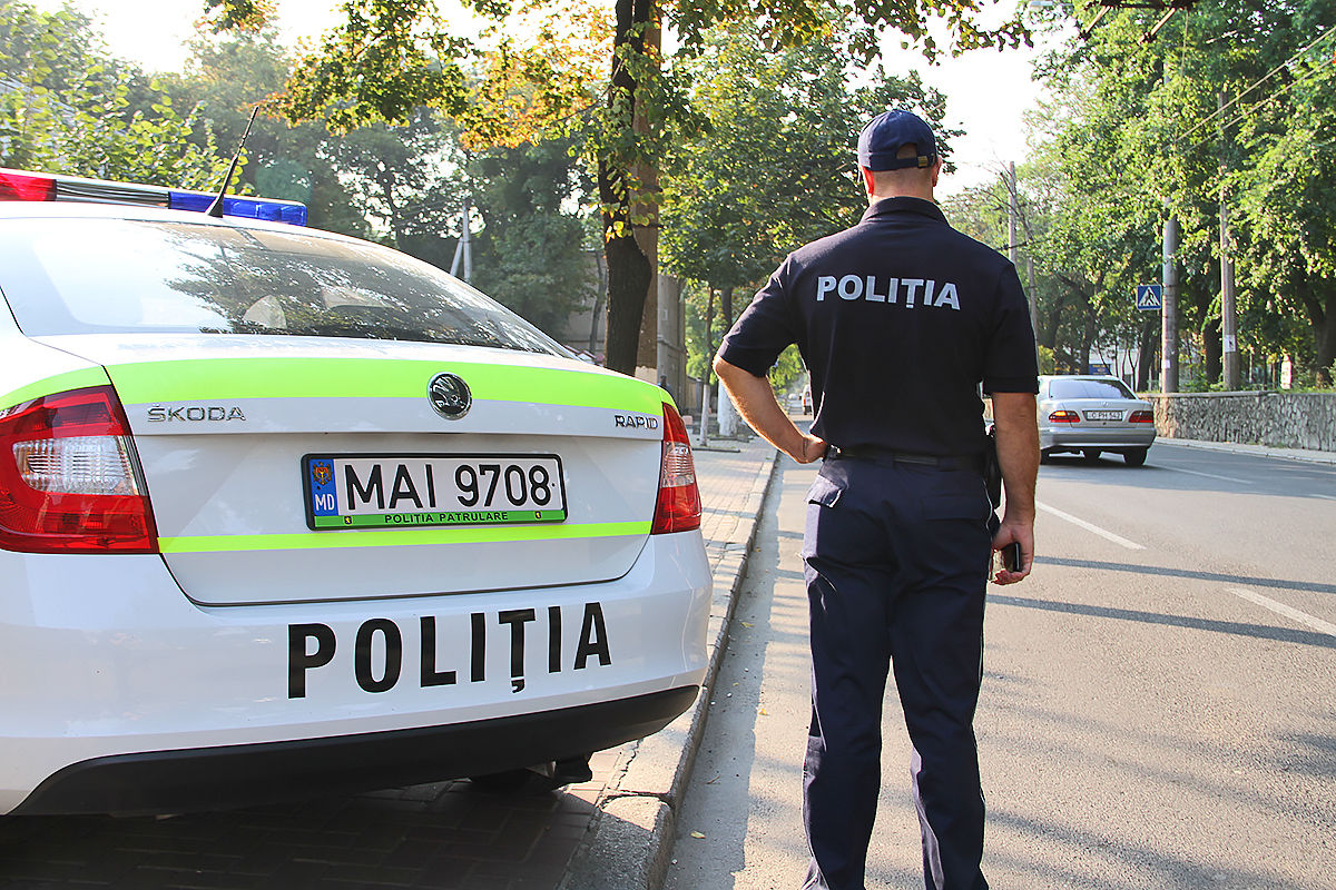 Башкан считает, что необходимо сопровождение для машин с избирательными бюллетенями.