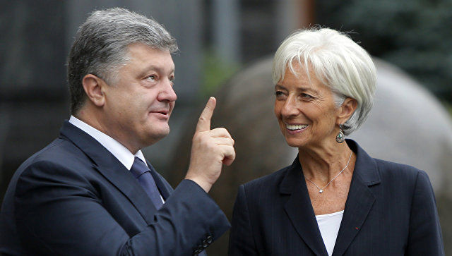 Подсчитано насколько обеднеют украинцы из-за нового кредита МВФ.
