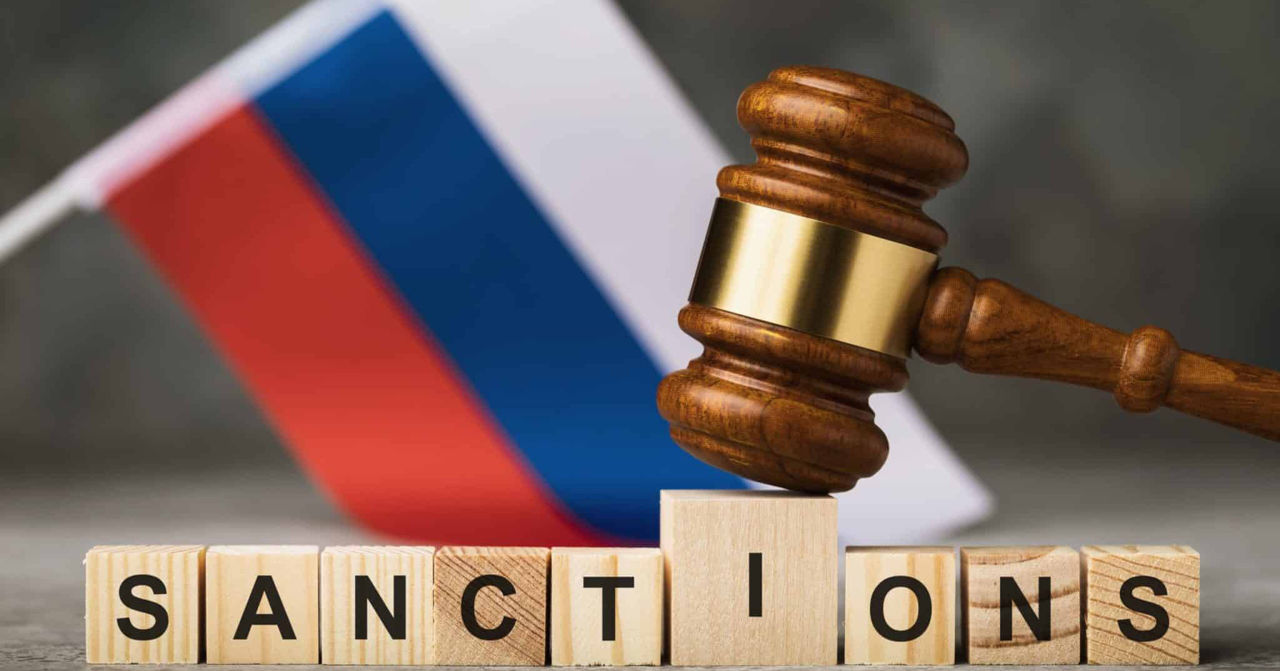 ЕС ввел против РФ новые санкции из-за химического оружия.