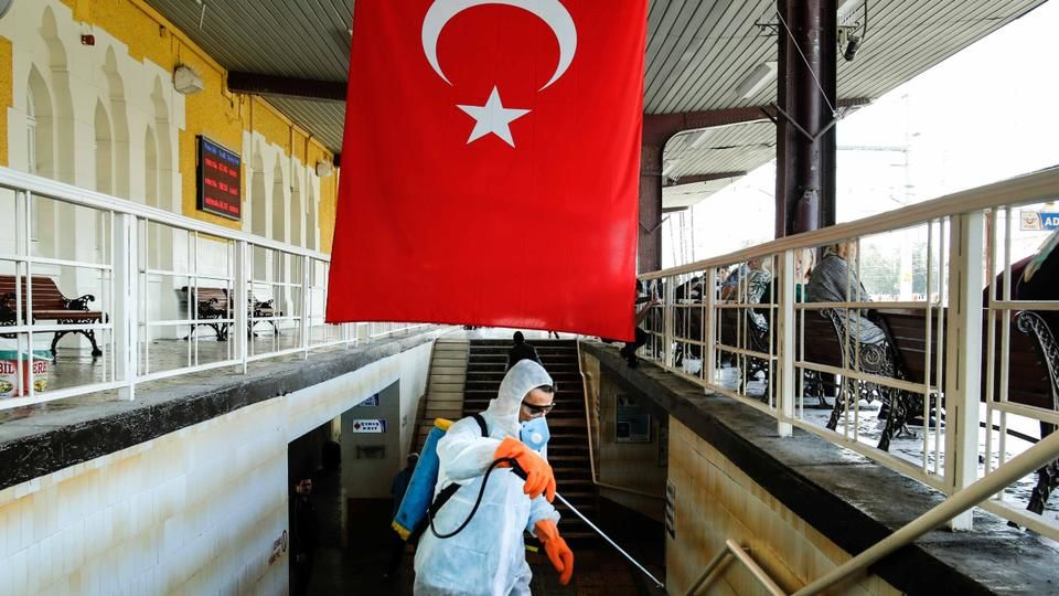 В Турции впервые выявили более 60 тысяч случаев заражения COVID-19.
