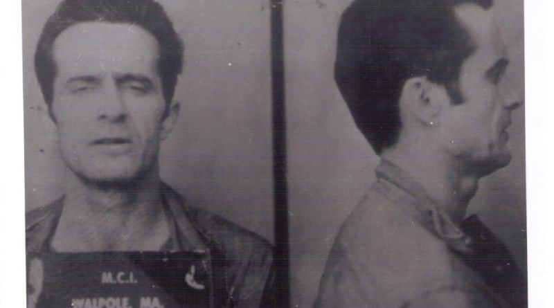 Agenţii FBI au petrecut zeci de ani căutând un mafiot care a ucis un poliţist. 