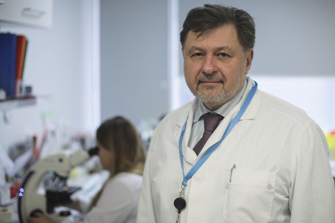 Министр здравоохранения Румынии Александр Рафилэ.