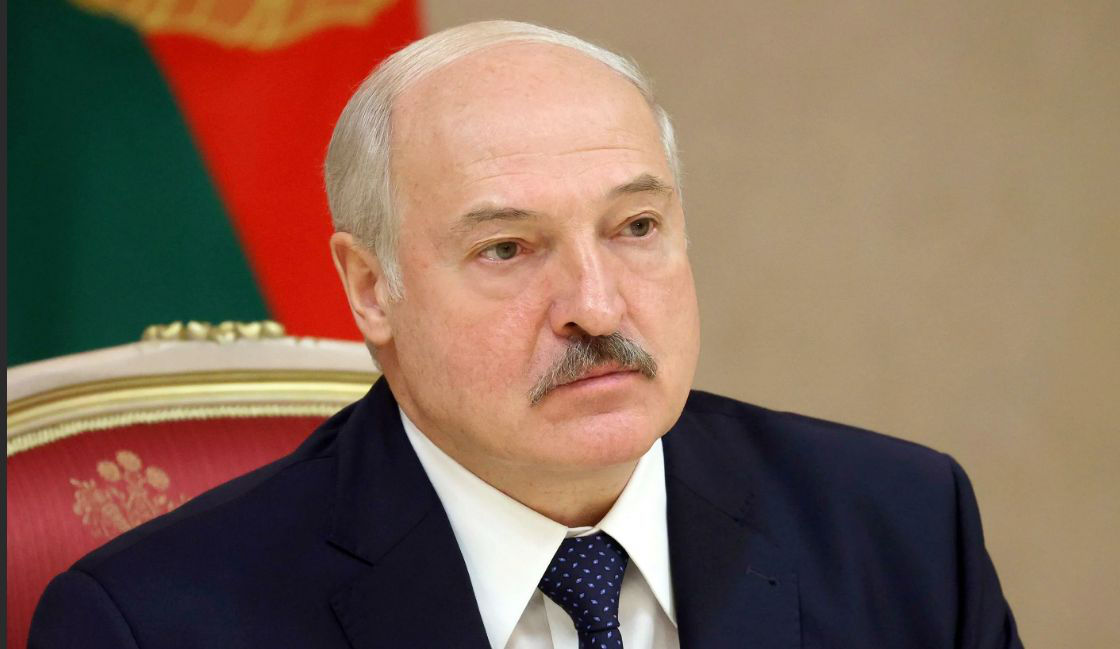 Лукашенко объяснил, почему говорил с Путиным о ядерном оружии для Минска.