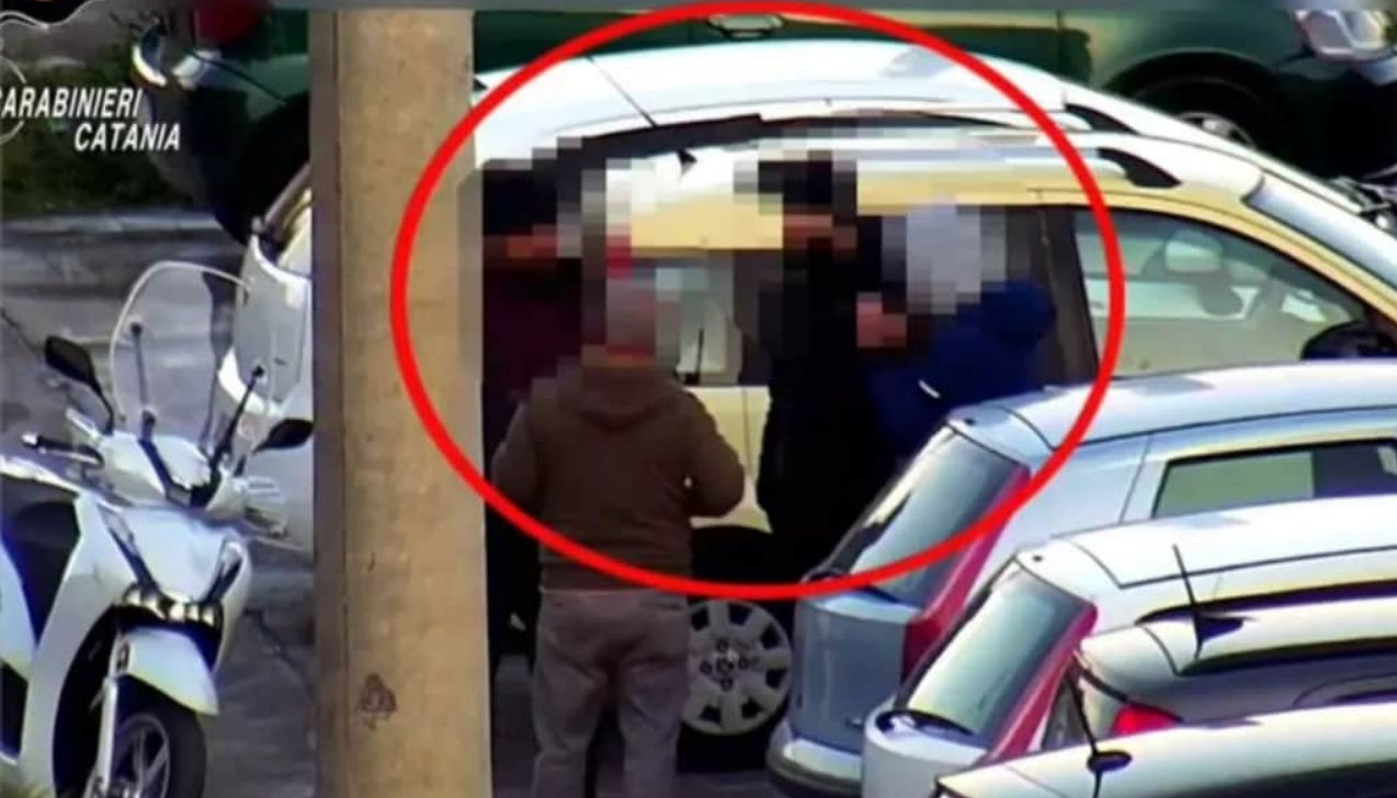 Полиция Италии "накрыла" мафиозный клан: боссы отдавали приказы из тюрьмы.