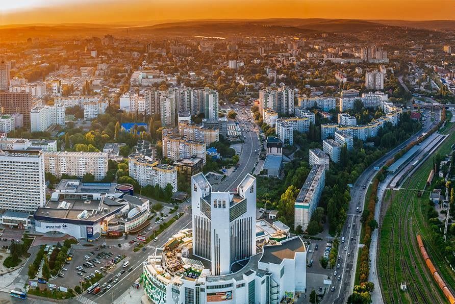La Mulți Ani, Chișinău! Oamenii de artă, emoţii pentru oraş. Foto: zeus.aegee.org