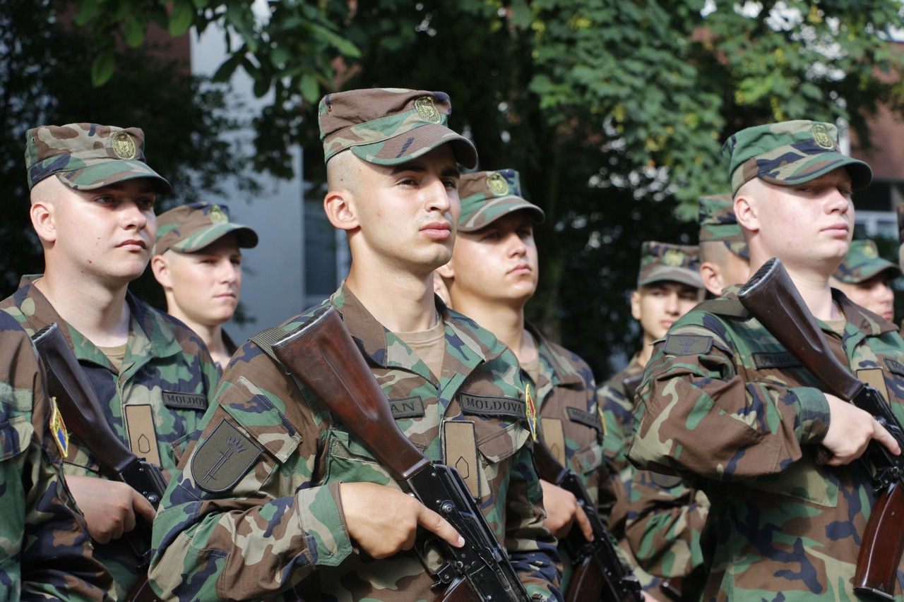 Secretar de stat: Armata Națională se apropie de standardele unei armate europene.