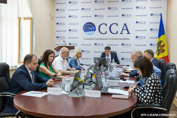 КСТР продлевает срок трём телеканалам для перехода на цифровой формат.