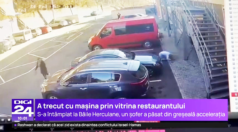 В румынском городе водитель на авто "влетел" в ресторан: перепутал газ ...