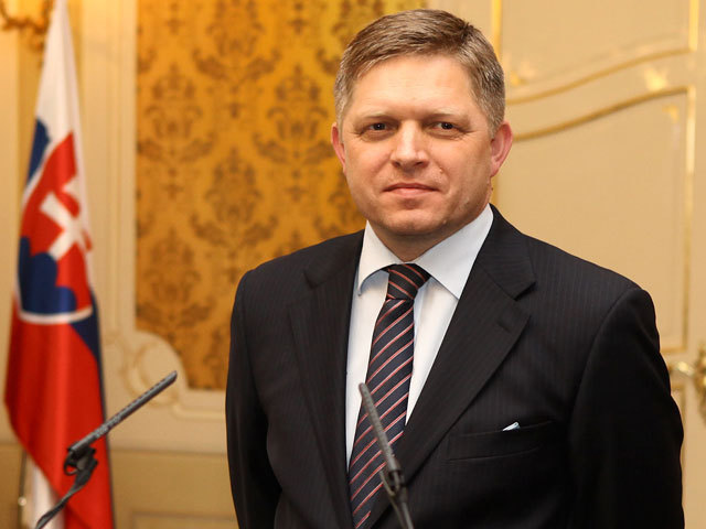 Роберт Фицо пригрозил наложить вето на новые санкции Европейского союза в отношении России. Фото: Global Look Press