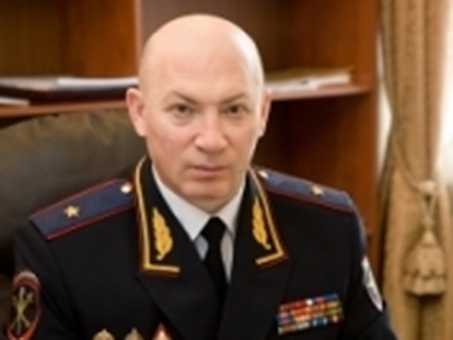 Вячеслав Бучнев возглавлял МВД Марий Эл с мая 2011 года. До этого с 2004 года возглавлял УВД Кировской области.
