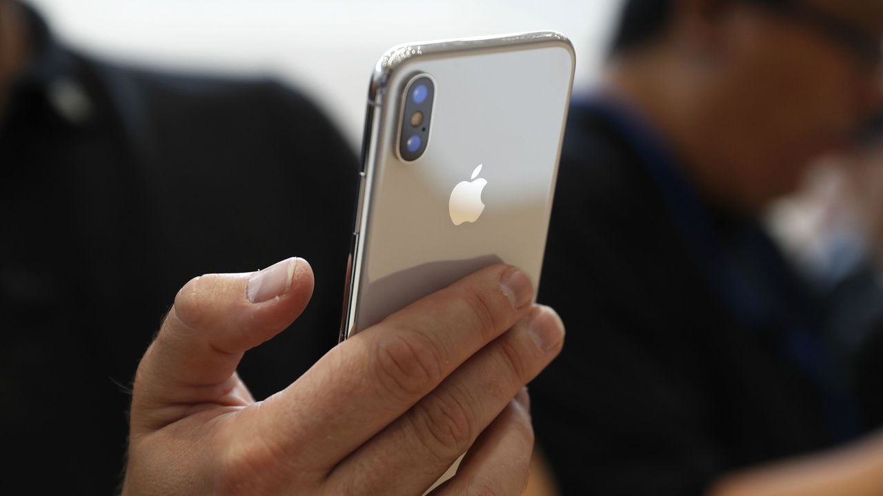Самым мощным мобильным устройством в сентябре признали iPhone 8 Plus.