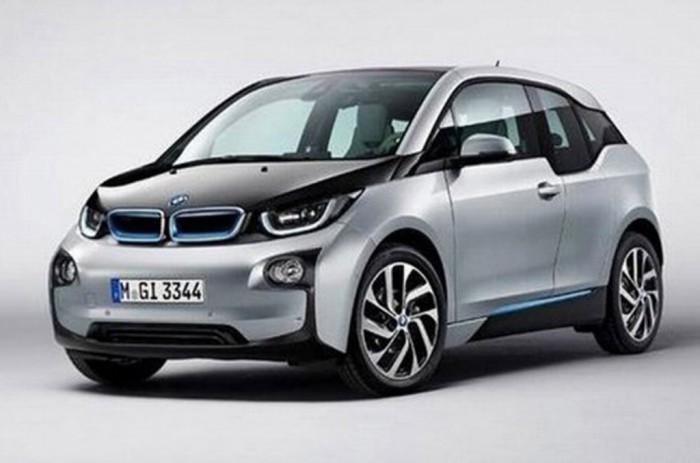 BMW i3 e programat să intre în producţia de masă în noiembrie anul acesta, cu livrări în mai multe ţări europene.