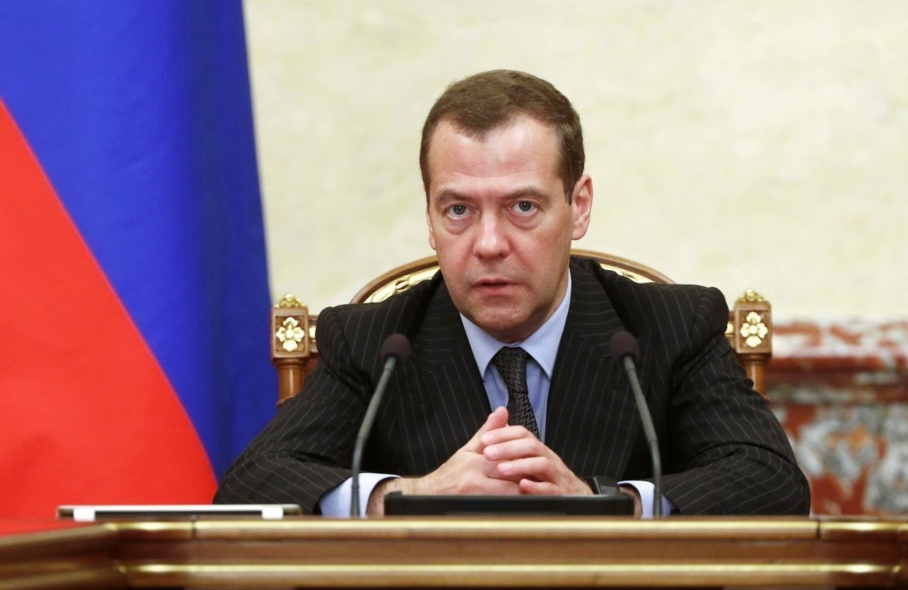 Премьер-министр РФ Дмитрий Медведев прокомментировал новый пакет санкций США.