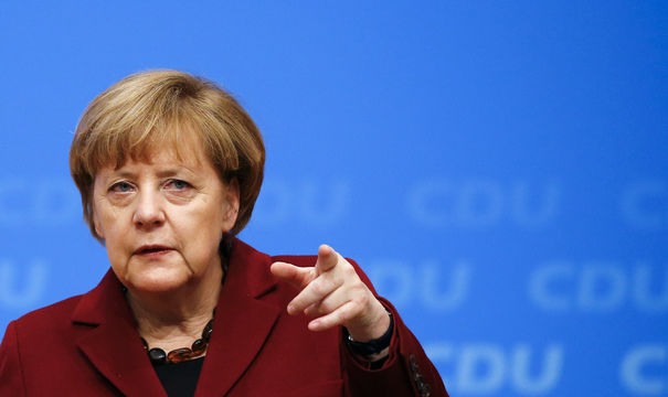 Angela Merkel condamnă acţiunea militară a Turciei în Siria.