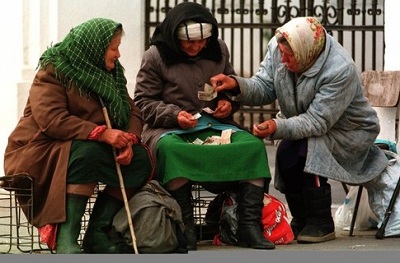Numărul bătrânilor din Moldova depăşeşte 500 de mii de persoane.