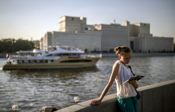 Переключаться из отпускного режима в рабочий нужно в формате игры.