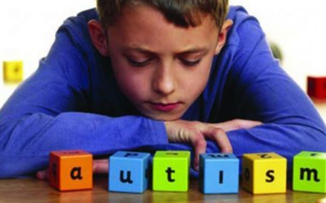 Copiii cu nevoi speciale, integraţi în familii şi instruiţi în şcoli