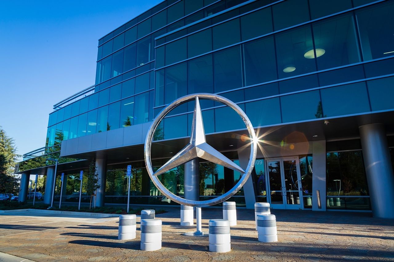 Mercedes отзывает более 250 тысяч машин по всему миру.