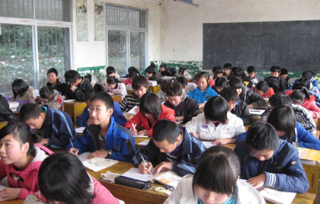 Mii de elevi din China, trași la răspundere penală în 2016. Foto: Opportunity China