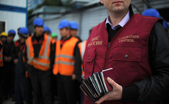В территориальные органы ФМС России направлены поручения об открытии въезда на территорию РФ более чем 100 гражданам Молдовы.