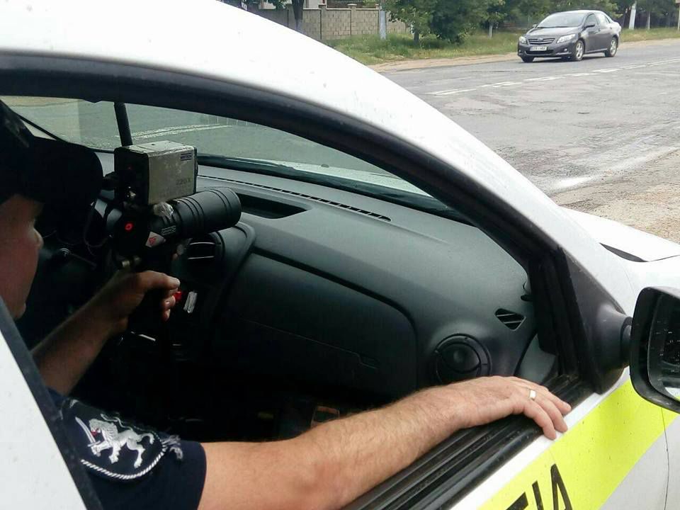 Мобильные экипажи с радарами сегодня можно будет встретить на четырех трассах и в Бельцах. Фото: facebook.com / Inspectoratul Național de Patrulare al IGP.