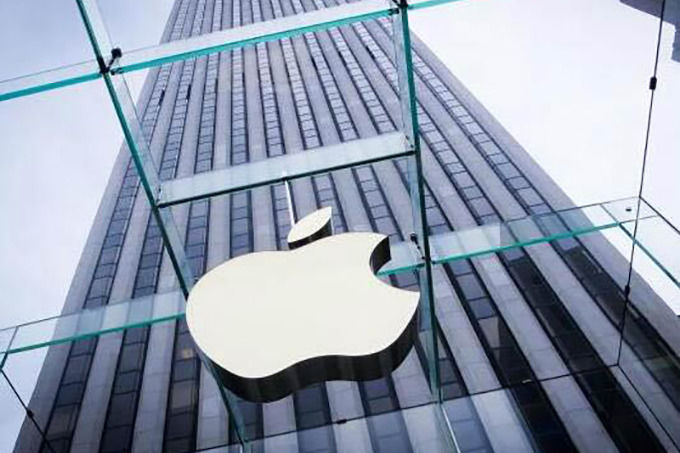 Apple запатентовала стеклянный iPhone.