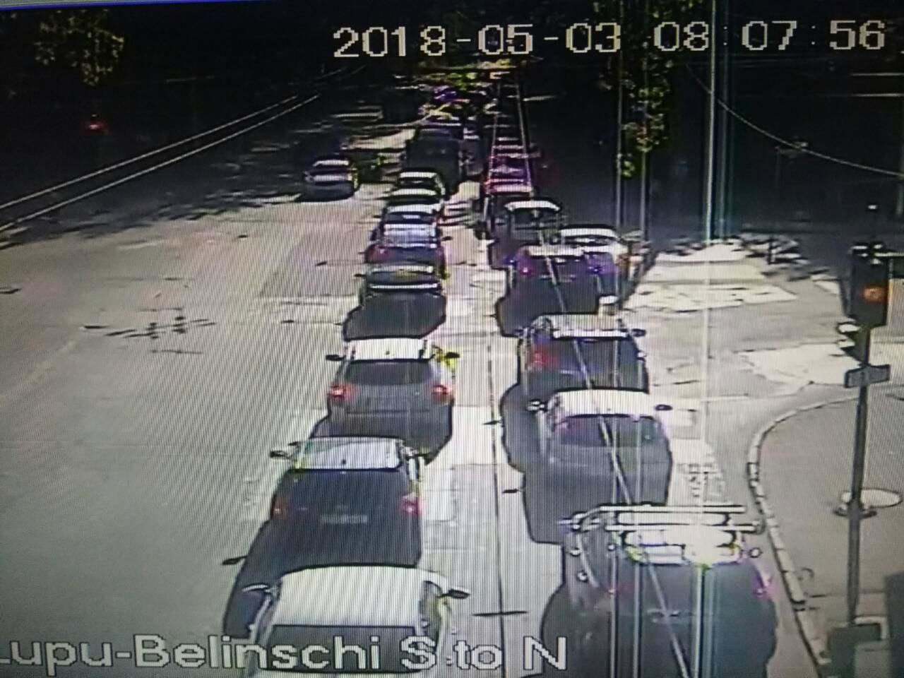НИП призывает водителей избегать движения по улицам с пробками.