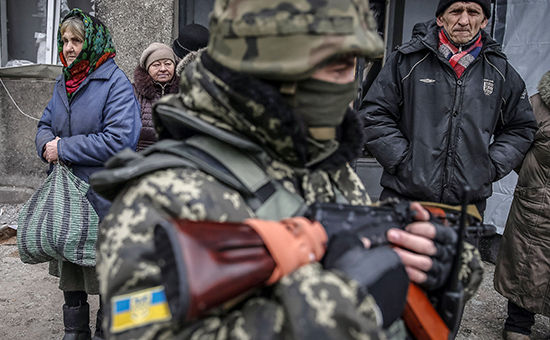 В документе говорится о «сотнях случаев незаконного задержания, пыток» как со стороны ополченцев, так и со стороны Киева. Фото: reuters.com