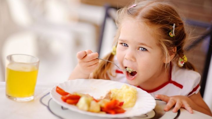 ANSA şi-a propus să verifice toate unităţile de alimentaţie publică finanţate din buget. Foto: sport.ro