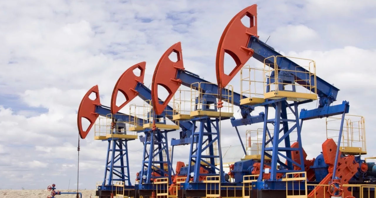 Ссора между Трампом и Зеленским обвалила цены на нефть.