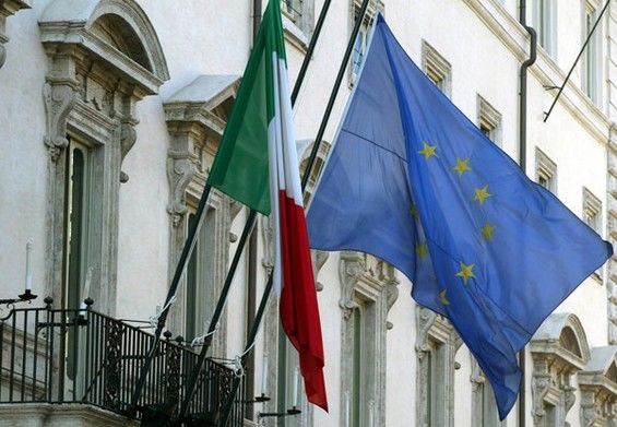 Aproape jumătate din populaţia Italiei vrea ieşirea din Uniunea Europeană. Foto: b1.ro