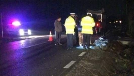 La volanul automobilului se afla un tânăr de 29 de ani. Cel mai probabil, acesta n-a observat victima în timp ce traversa strada neregulamentar.