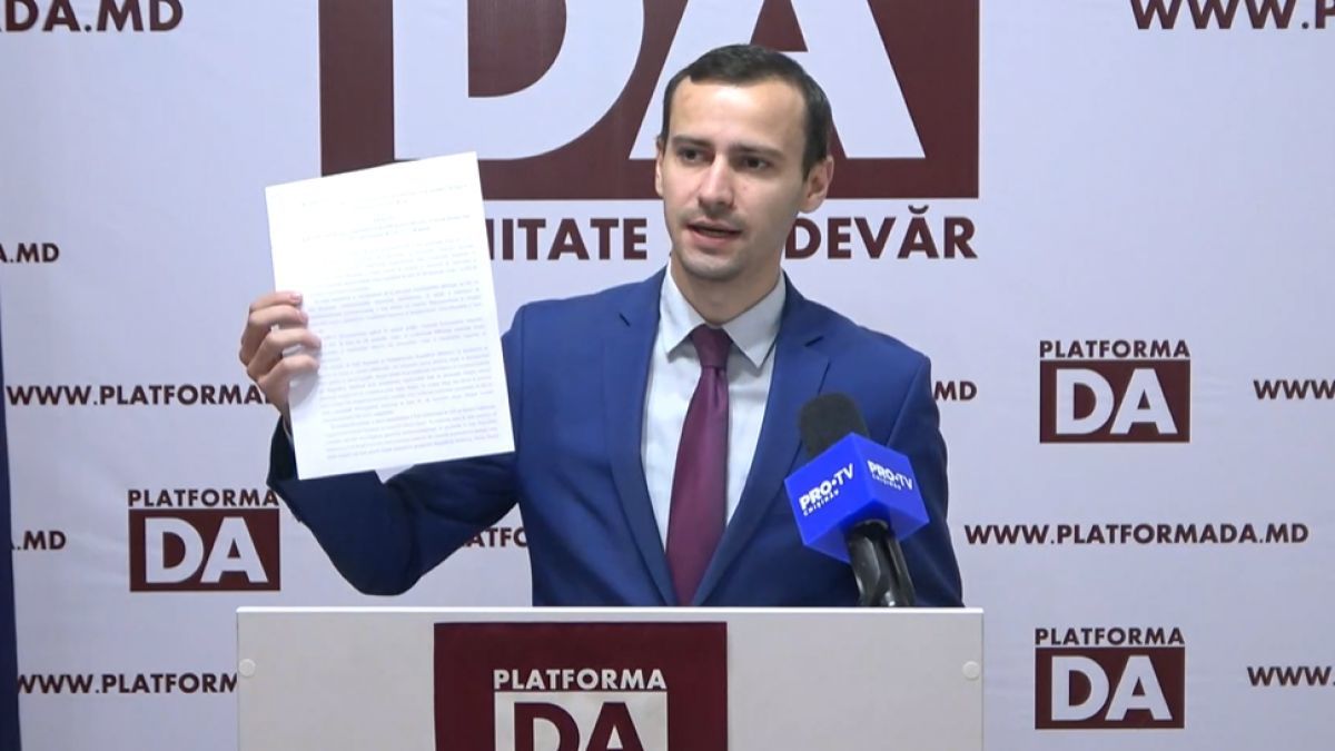 "Платформа DA" просит провести расследование в отношении судей Мустяцэ и Чернат.