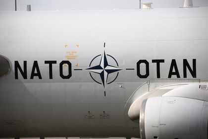 Российский пассажирский самолет Bombardier минувшей ночью вылетел с Сахалина и, набрав высоту порядка шести тысяч метров, взял курс на Курилы.