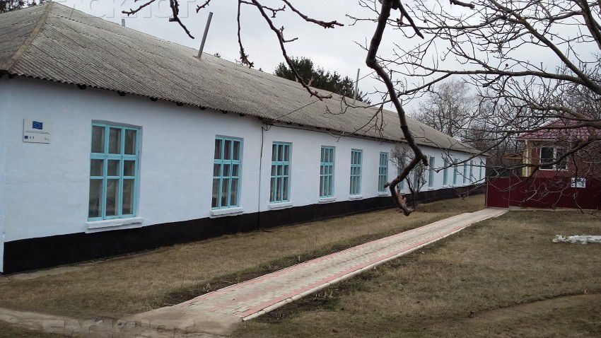 На сегодняшний день в Молдове функционируют 260 малых школ, в которых обучаются менее 100 детей.