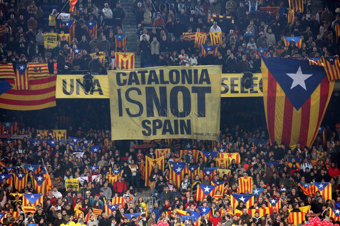 Independenţa Cataloniei ar însemna ieşirea regiunii din zona euro. Foto: theapricity.com