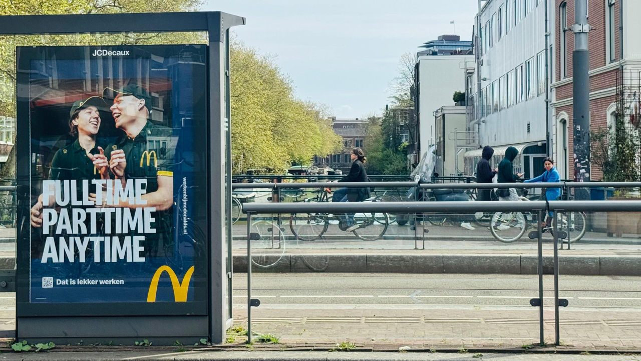Amsterdam a interzis reclamele pentru carne și mașini pe benzină.