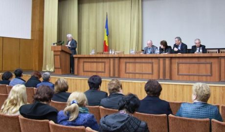 Sindicaliştii din educaţie anunţă că reiau protestele. Foto: sindicate.md