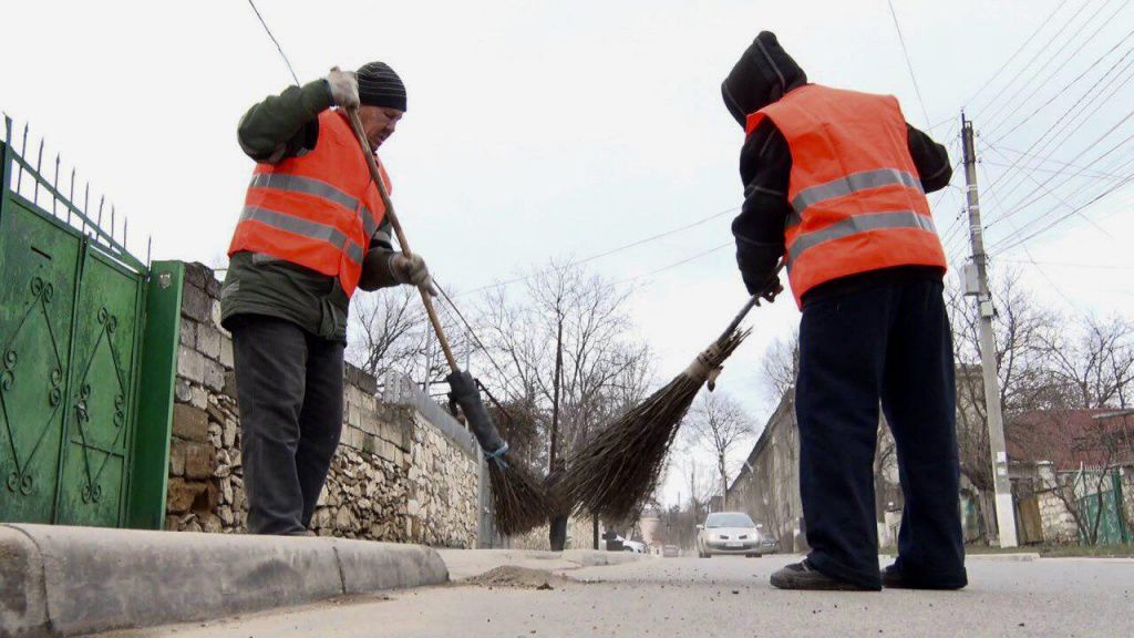 В Оргееве станет на 55% больше дворников.