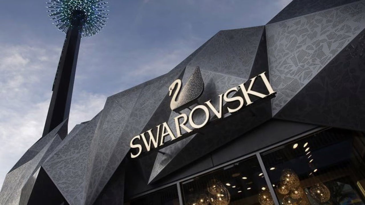 Компания Swarovski полностью уходит из России.