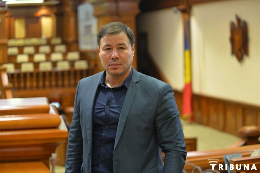 Депутат парламента от Партии социалистов Богдан Цырдя.