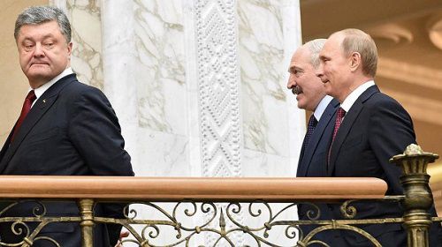 Переговоры «нормандской четверки» начались вечером 11 февраля в минском Дворце независимости и завершилась через 16 часов.